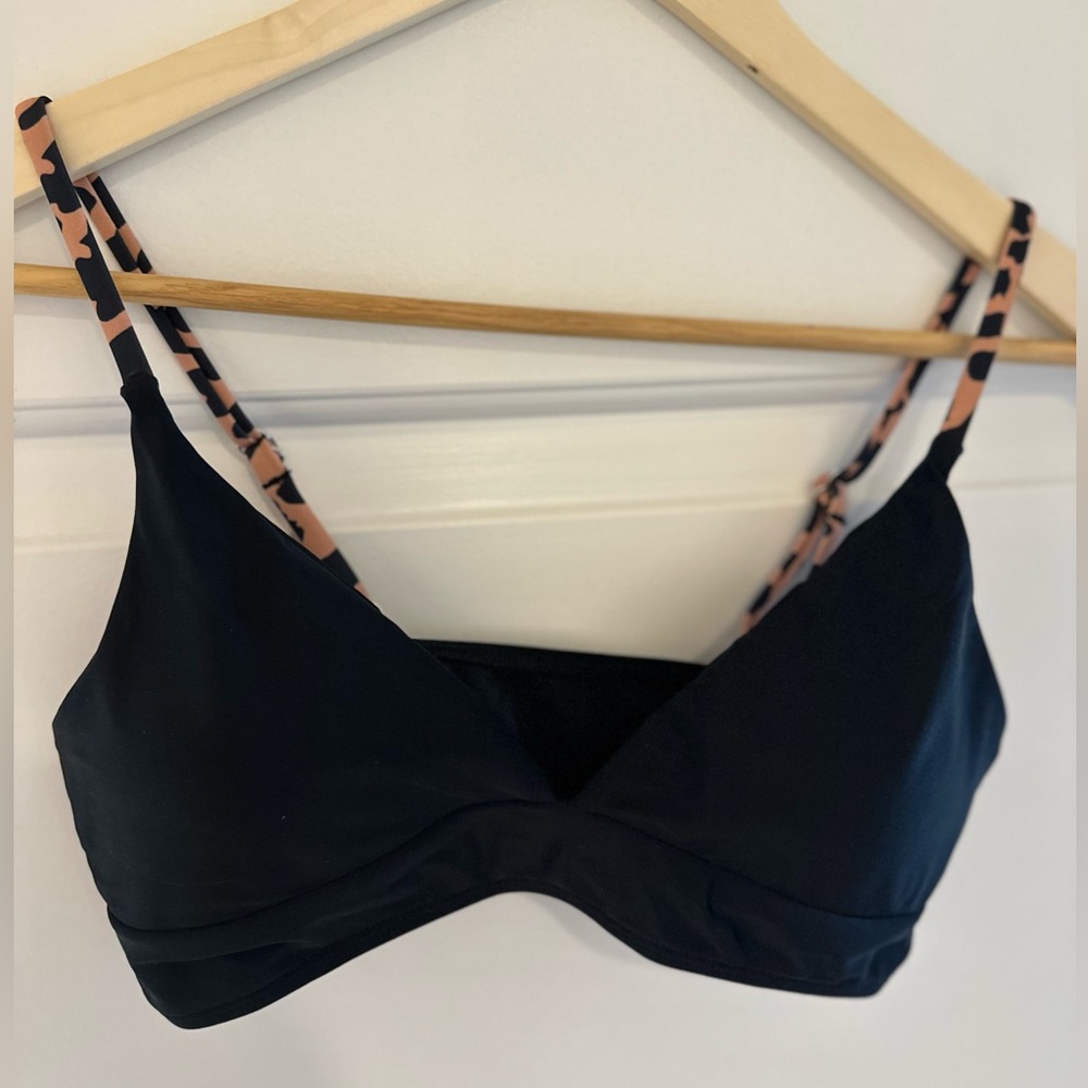 Black swim top